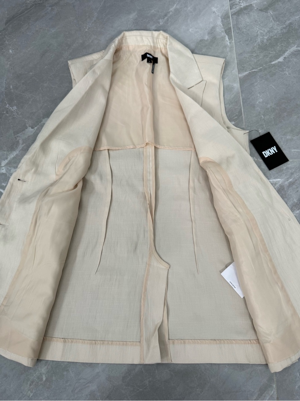 Women’s DKNY Longline Vest Notched Lapel Buttons Pockets Chic Career Small - Picture 7 of 16
